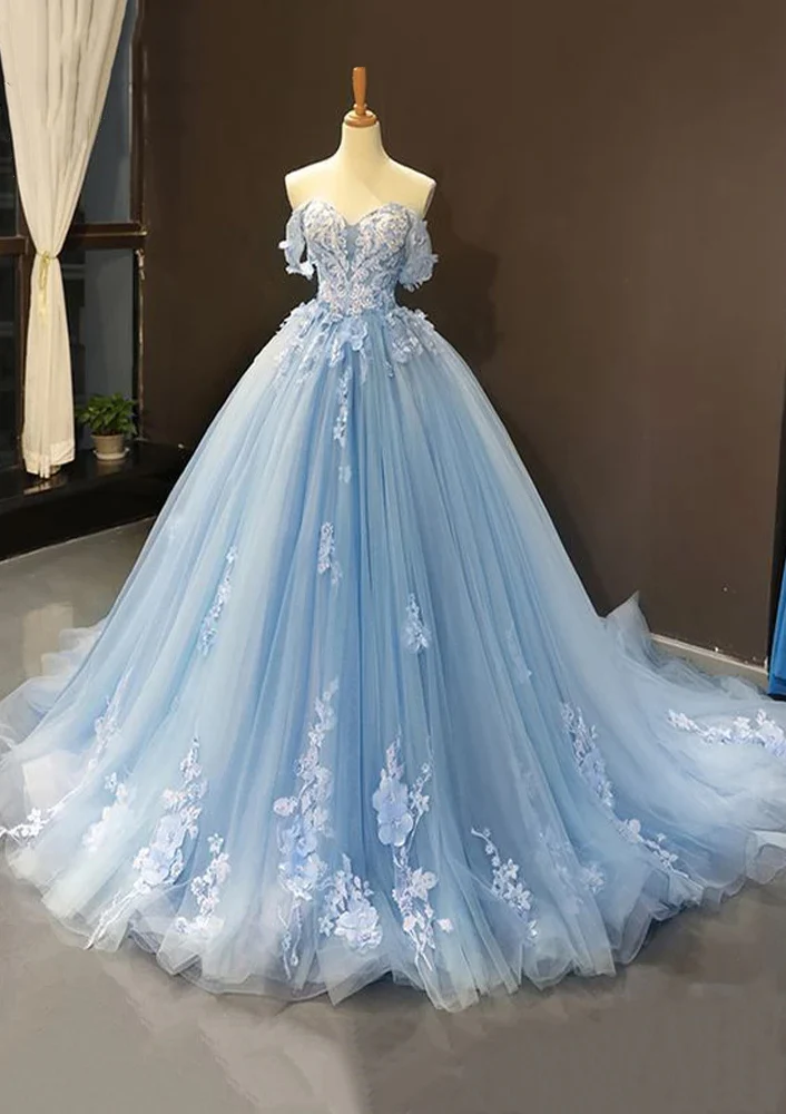 Women's Photography & Photoshoot Dresses
